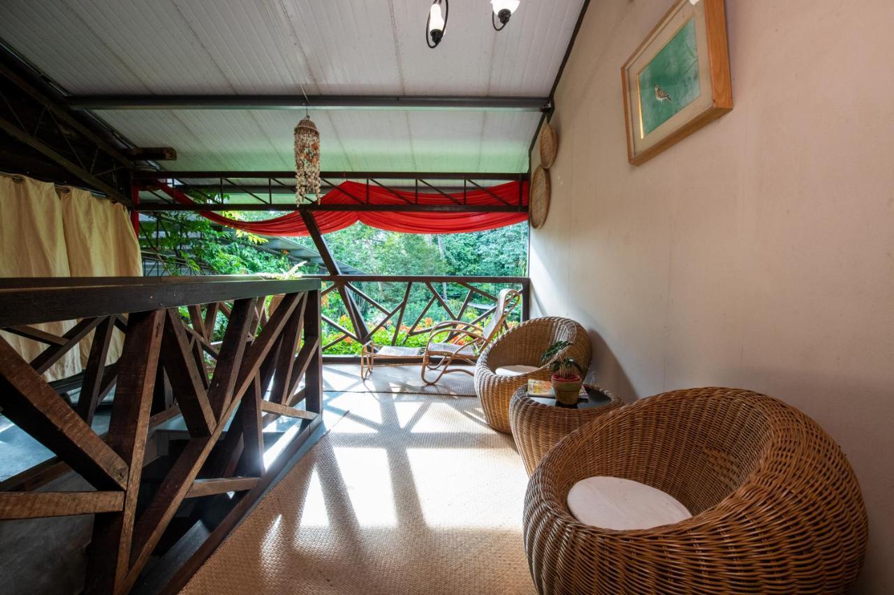Nature Fruit Farm - Private Estate Balik Pulau Exterior photo